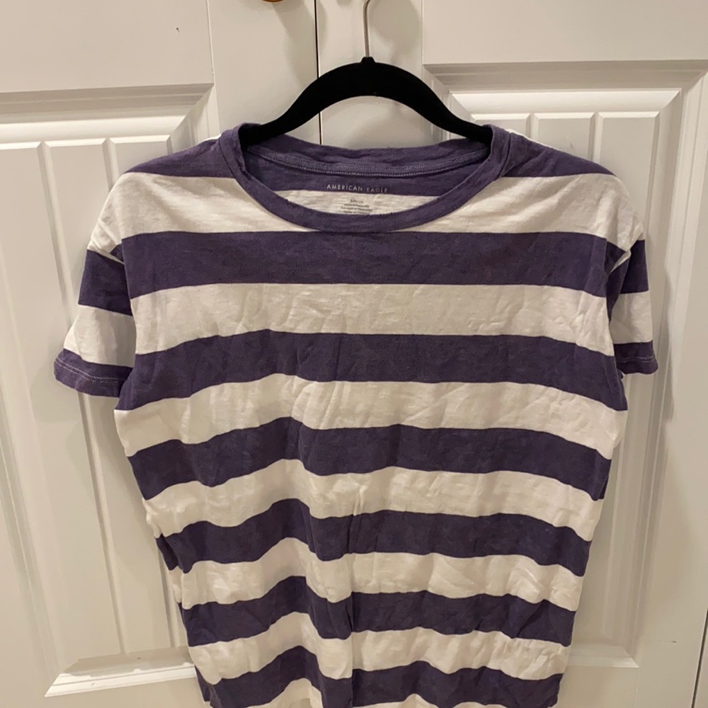 American Eagle T-shirt